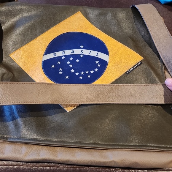 Brazilian Flag Messenger Bag - Picture 4 of 10